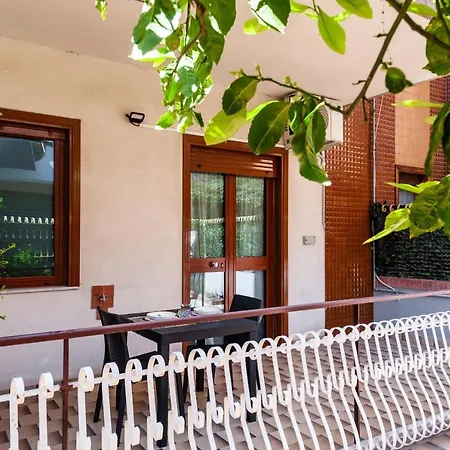 Lemon Tree By Wonderful Italy Giardini-Naxos