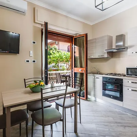 Lemon Tree By Wonderful Italy Giardini-Naxos